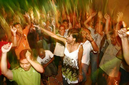 55244363-1248841455-mo-them-vu-truong--dong-thuan-lo-ngai-2