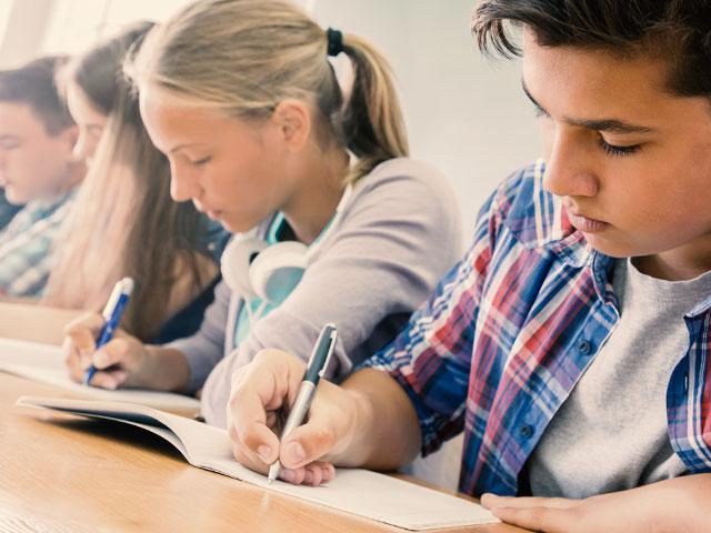 Trường Công Lập Kentucky Được Phép Thiết Kế Khoá Học Kinh Thánh Tuỳ Chọn Cho Học Sinh