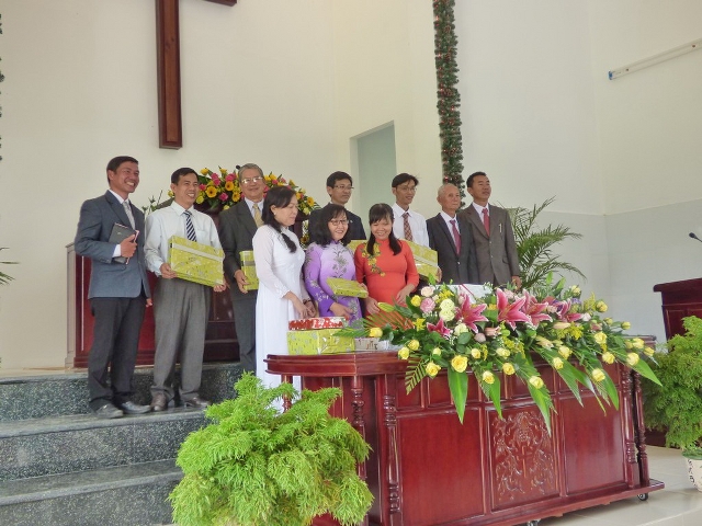 Hội Thánh Đông Lợi tri ân tôi con Chúa từng góp phần gây dựng Hội Thánh 